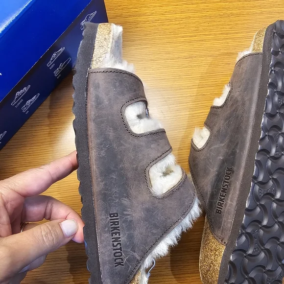 Birkenstock Brown and Cream Furry Sandals Sze 38 (Size 7) - Picture 8 of 11
